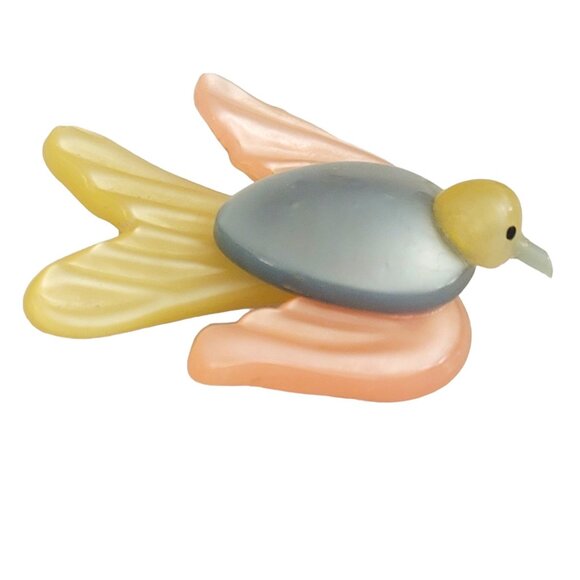 Vintage Pink, Blue, and Yellow C-Clasp Lucite Plastic Bird Pin - Picture 4 of 8